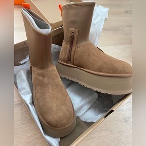 Ugg classic dipper